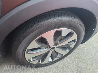 2020 Kia Telluride EX - miniatura 9