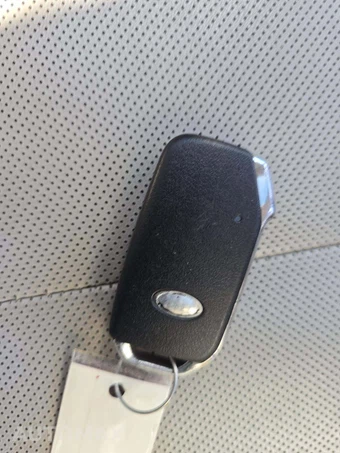 2020 Kia Telluride S - miniatura 8