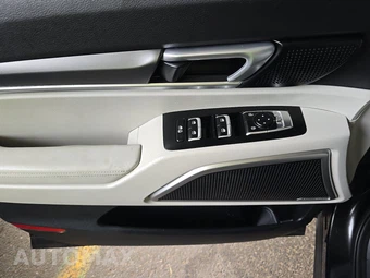 2020 Kia Telluride S – miniatura 9