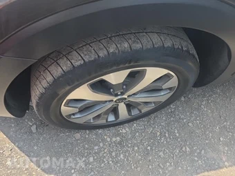 2020 Kia Telluride S – miniatura 8