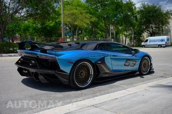 2020 Lamborghini Aventador SVJ - miniatura 26