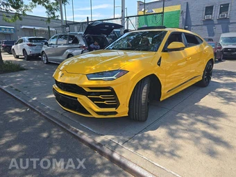 2020 Lamborghini Urus