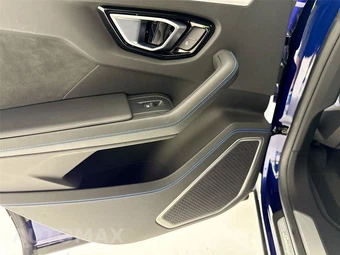 2020 Lamborghini Urus – miniatura 25