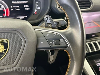 2020 Lamborghini Urus – miniatura 23