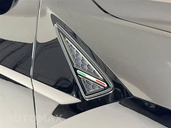 2020 Lamborghini Urus – miniatura 39