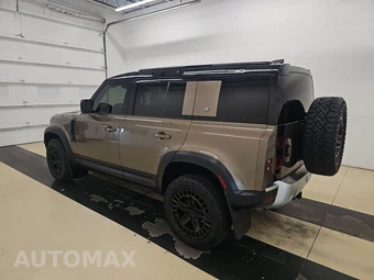2020 Land Rover Defender 110 First Edition – miniatura 6