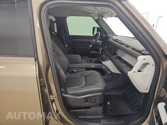 2020 Land Rover Defender 110 First Edition – miniatura 8