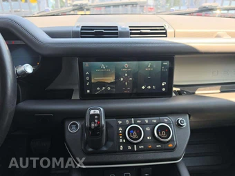 2020 Land Rover Defender 110 HSE – miniatura 10