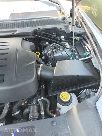2020 Land Rover Defender 110 HSE – miniatura 24