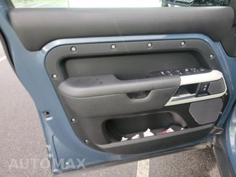 2020 Land Rover Defender 110 HSE – miniatura 9