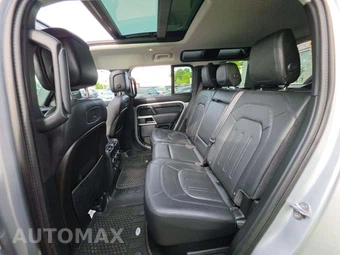2020 Land Rover Defender 110 HSE – miniatura 13