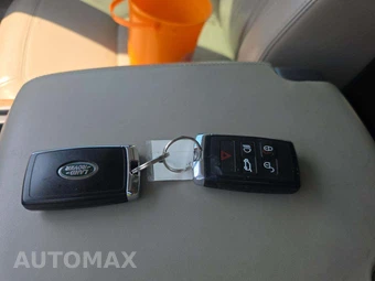 2020 Land Rover Defender 110 HSE – miniatura 5
