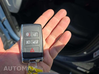2020 Land Rover Defender 110 HSE – miniatura 5