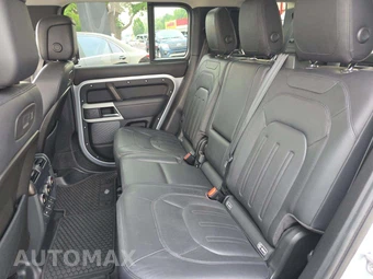 2020 Land Rover Defender 110 HSE – miniatura 13