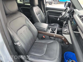 2020 Land Rover Defender 110 HSE – miniatura 18