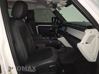 2020 Land Rover Defender 110 S – miniatura 8
