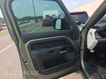 2020 Land Rover Defender 110 S – miniatura 9