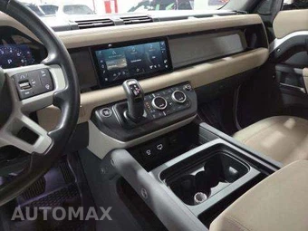 2020 Land Rover Defender 110 S – miniatura 10