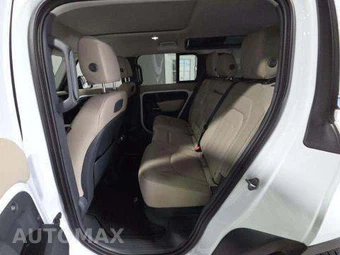 2020 Land Rover Defender 110 S – miniatura 13