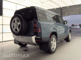 2020 Land Rover Defender 110 S – miniatura 4