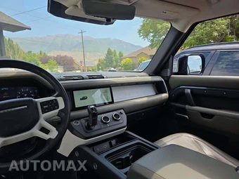 2020 Land Rover Defender 110 S – miniatura 10