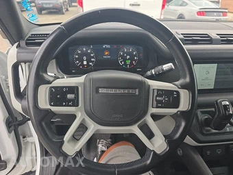 2020 Land Rover Defender 110 S – miniatura 10