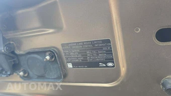 2020 Land Rover Defender 110 SE – miniatura 20