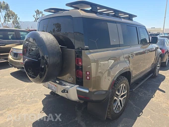 2020 Land Rover Defender 110 SE – miniatura 4