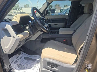 2020 Land Rover Defender 110 SE – miniatura 7