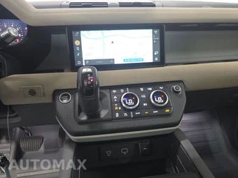 2020 Land Rover Defender 110 SE – miniatura 11