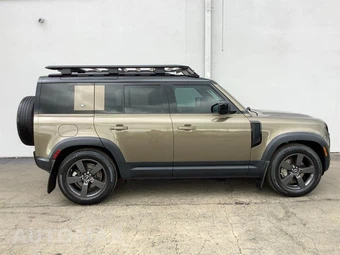 2020 Land Rover Defender 110 SE - miniatura 11