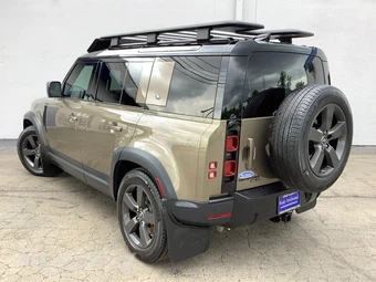 2020 Land Rover Defender 110 SE - miniatura 8