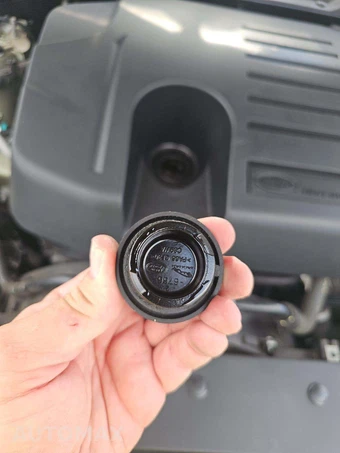 2020 Land Rover Defender 110 SE – miniatura 18