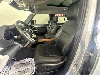 2020 Land Rover Defender 110 SE - miniatura 23