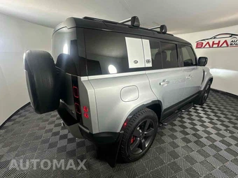 2020 Land Rover Defender 110 SE - miniatura 8