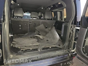 2020 Land Rover Defender 110 X – miniatura 23