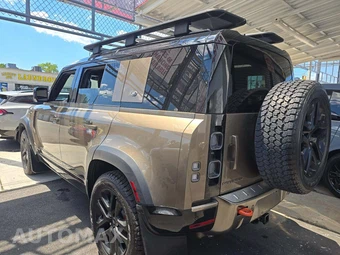 2020 Land Rover Defender 110 X - miniatura 2