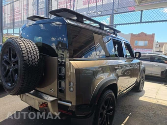 2020 Land Rover Defender 110 X - miniatura 3