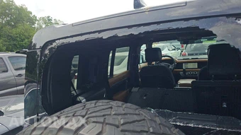 2020 Land Rover Defender 110 X - miniatura 19