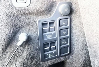 2020 Land Rover Discovery HSE - miniatura 21