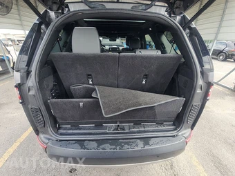 2020 Land Rover Discovery HSE – miniatura 17