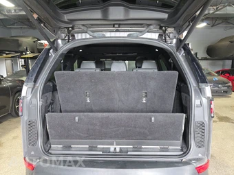 2020 Land Rover Discovery HSE - miniatura 17