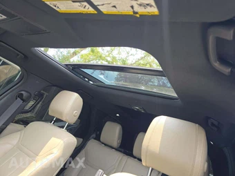 2020 Land Rover Discovery SE - miniatura 8
