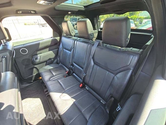 2020 Land Rover Discovery SE – miniatura 13