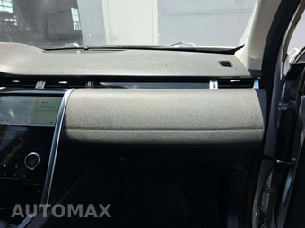2020 Land Rover Discovery Sport S – miniatura 19