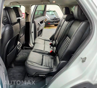 2020 Land Rover Discovery Sport S - miniatura 12