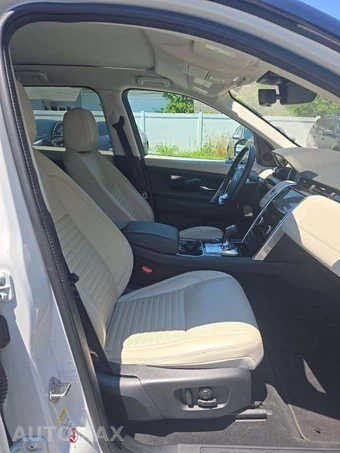 2020 Land Rover Discovery Sport S – miniatura 15
