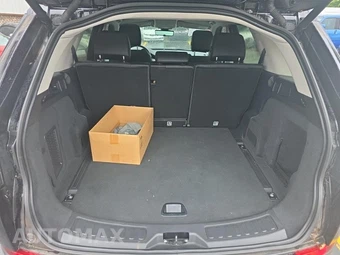 2020 Land Rover Discovery Sport S - miniatura 20