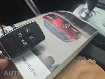 2020 Land Rover Discovery Sport S - miniatura 27