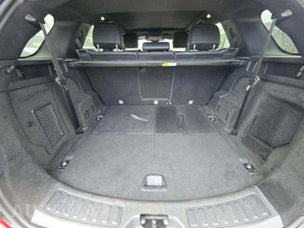 2020 Land Rover Discovery Sport S - miniatura 14